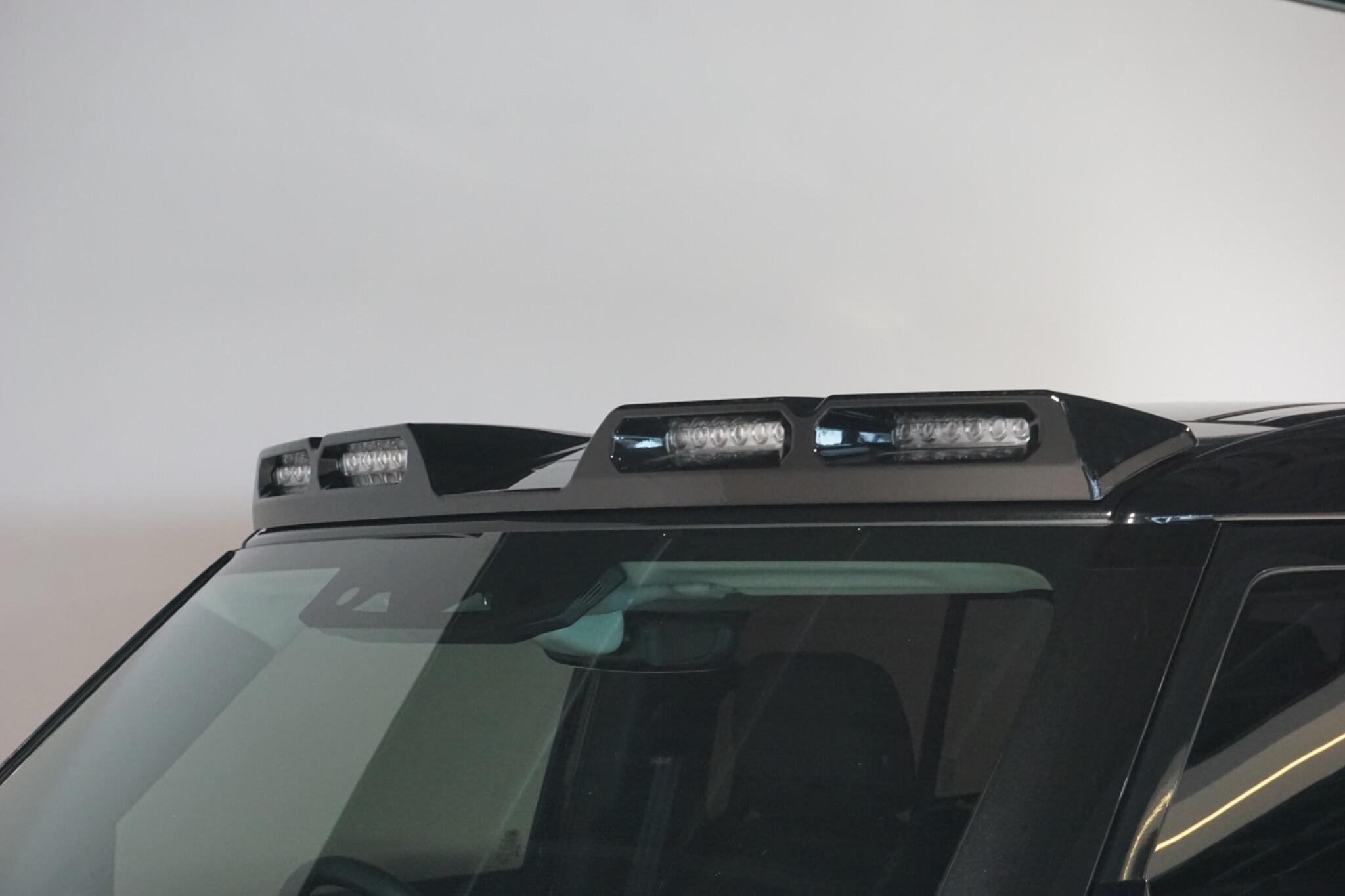 Land Rover Defender 110 3.0 D250 MHEV SE SUV 5dr Diesel Auto 4WD Euro 6 (s/s) (250 ps)